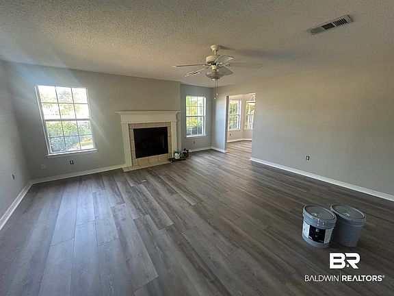 2nd image of 29595 Canal Rd