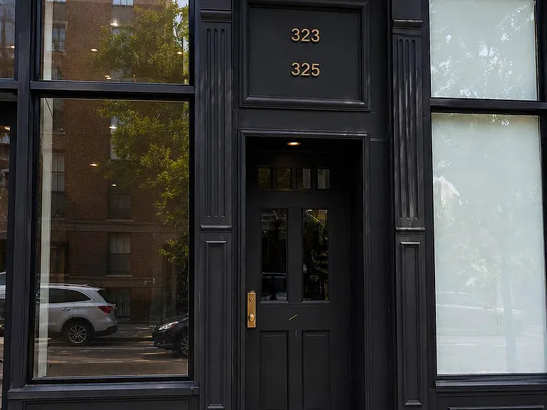 323 Bleecker St #6 — Photo 6