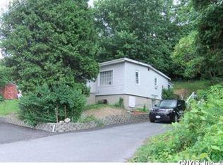 7678 Green Lakes Rd, Fayetteville, NY 13066