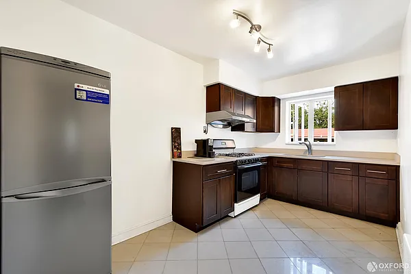 Rented by Oxford Property Group | media 29