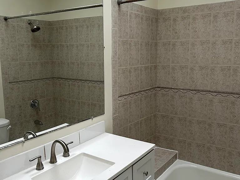 1426 Duncan St NE — Photo 10