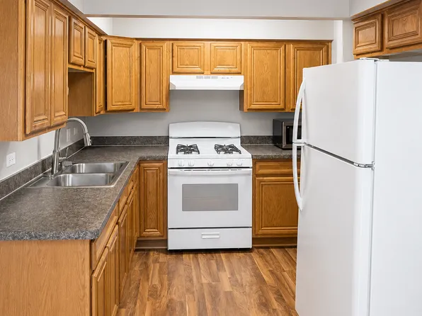 10326 Mayfield Ave APT 2E, Oak Lawn, IL 60453