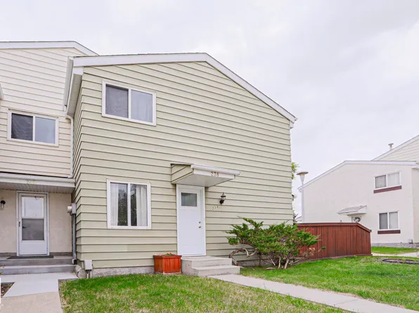 238 Primrose Gdns NW, Edmonton, AB T5T 0R1