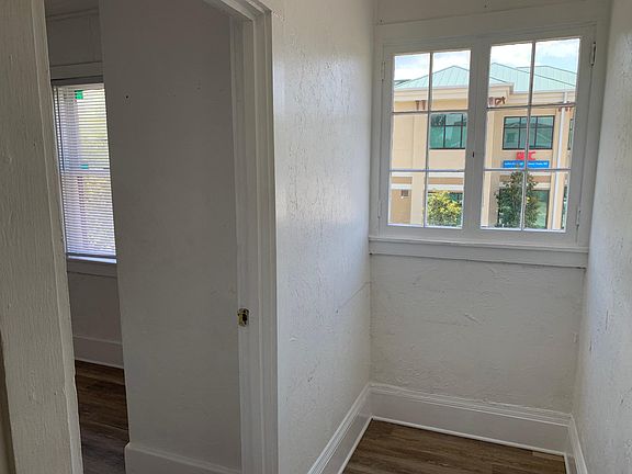 4th image of 351 7th Ave N APT 3