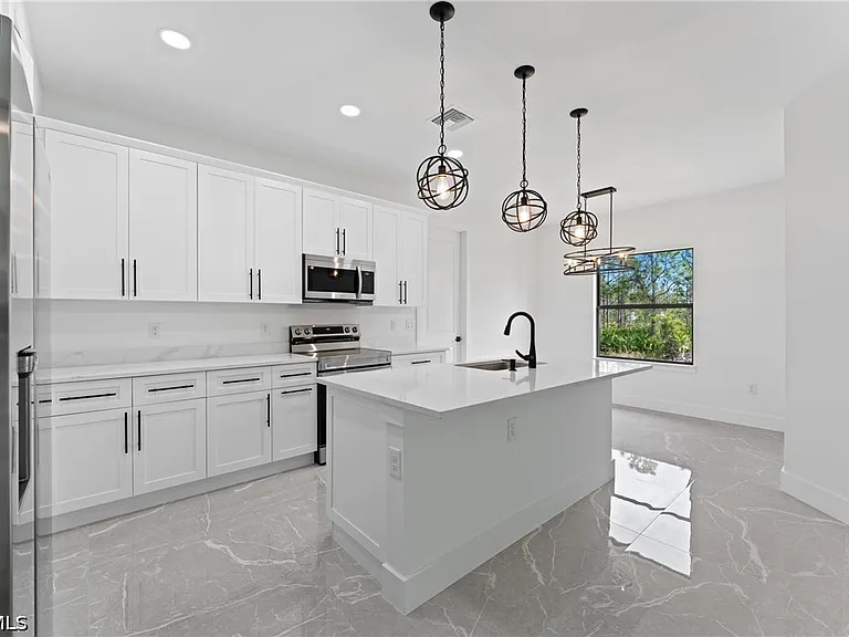 1024 Chauncey Ave — Photo 25