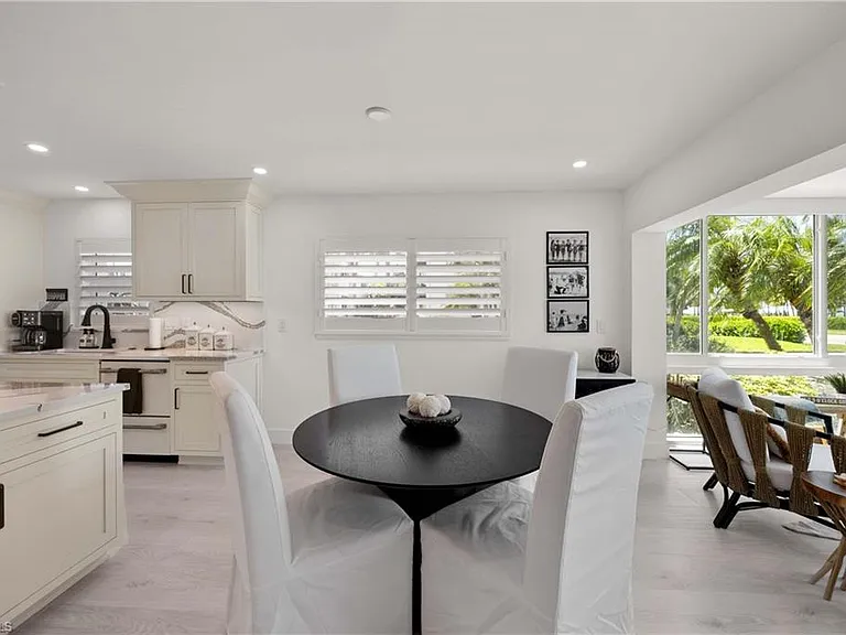 2100 Gulf Shore Blvd N #101 — Photo 6