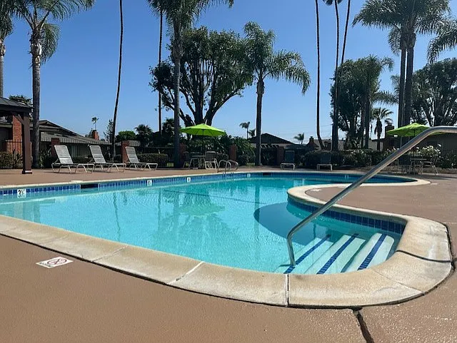 Arroyo Vista Apartments — Photo 10