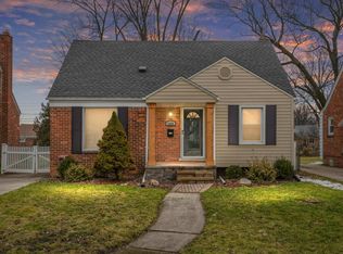 2524 N Wilson Ave, Royal Oak, MI 48073