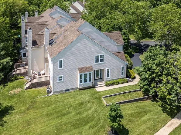 534 Country Club Dr, Lansdale, PA 19446
