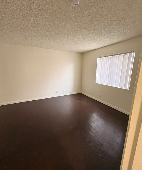 9129 Tobias Ave #212 — Photo 23