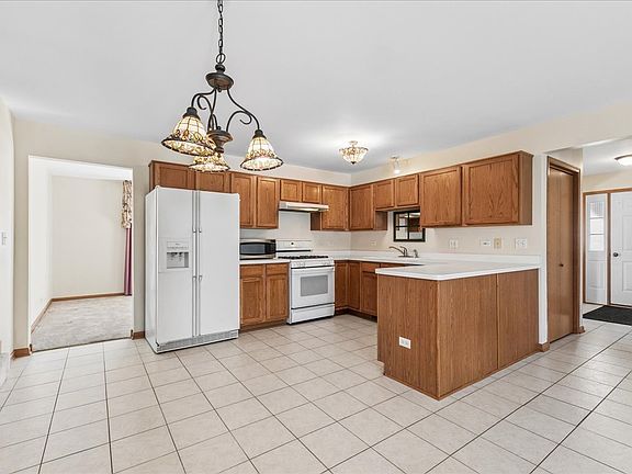4th image of 1814 Larkspur Dr