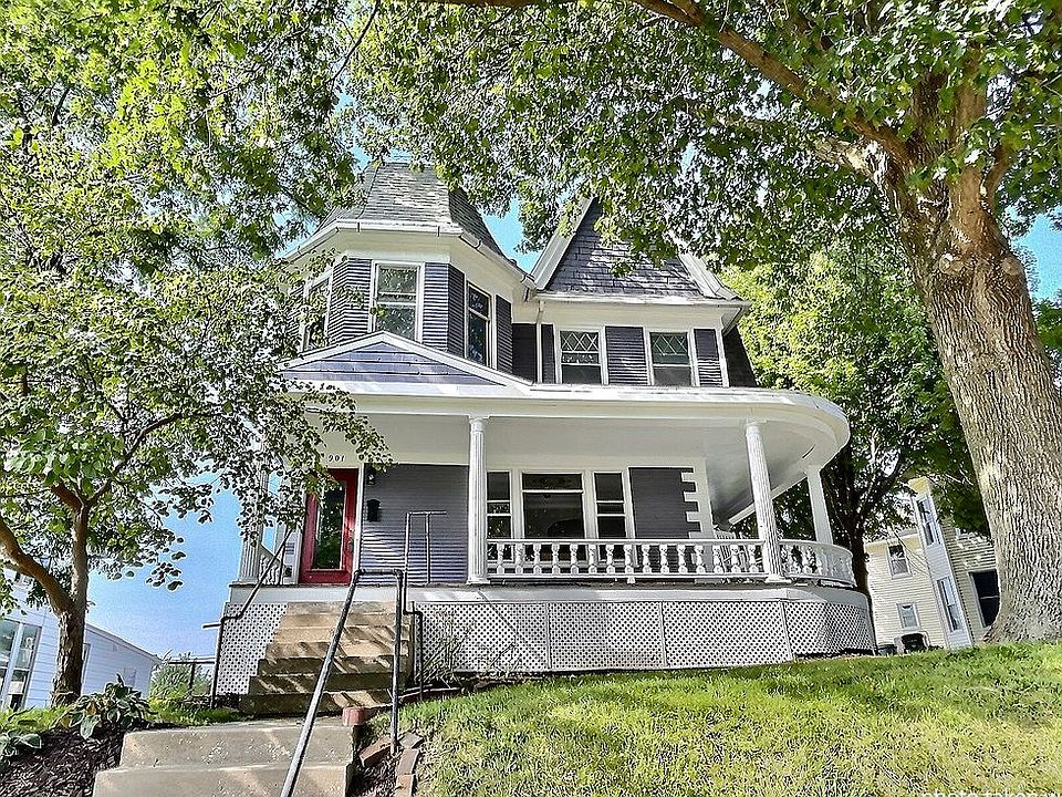 901 W 4th St, Muscatine, IA 52761 Zillow