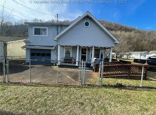 122 134th St, Charleston, WV 25315