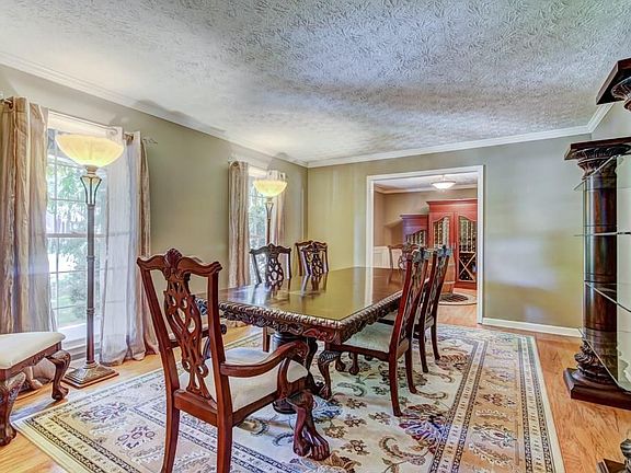 4th image of 133 Knotts Landing Dr