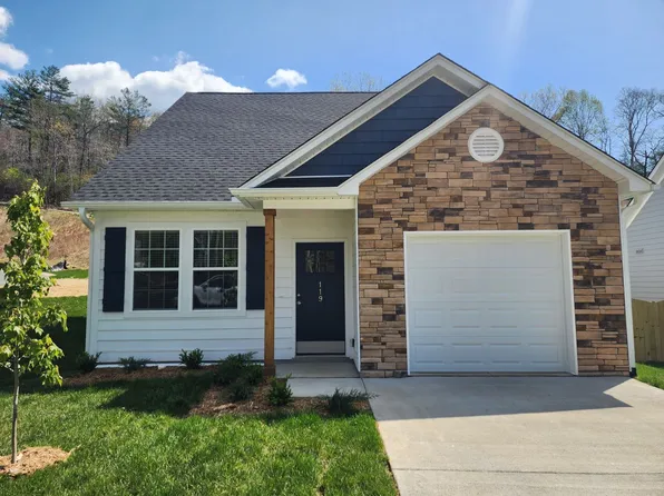 119 Crew Ln, Black Mountain, NC 28711