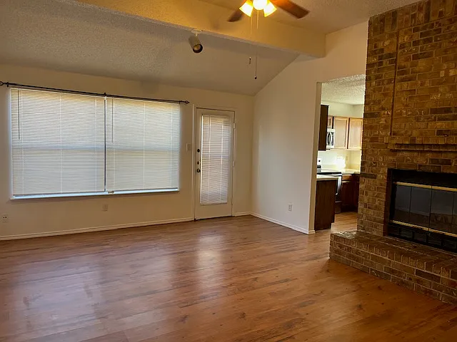5933 Inks Lake Dr — Photo 20