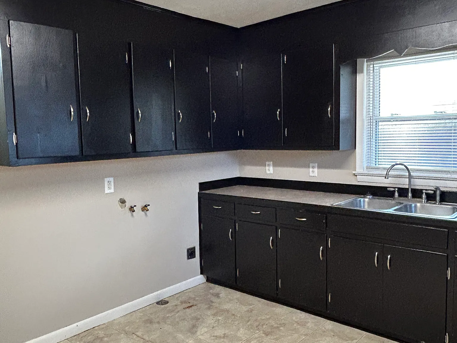 2 bed, 1400 sqft, $795 — Photo 3