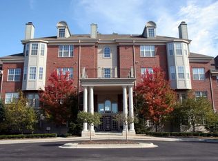 2864 Alisop Pl APT 203, Troy, MI 48084