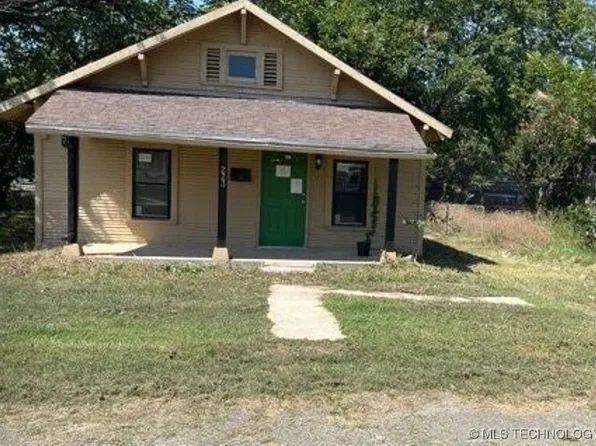 223 E Choctaw St, Holdenville, OK 74848