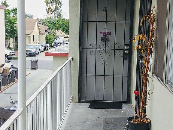3rd image of 445 E 55th St APT 4