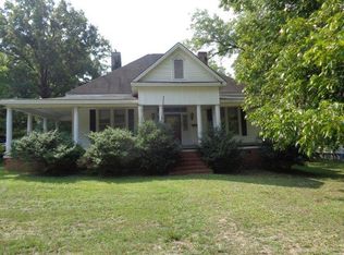 105 Hinton St, Chester, SC 29706