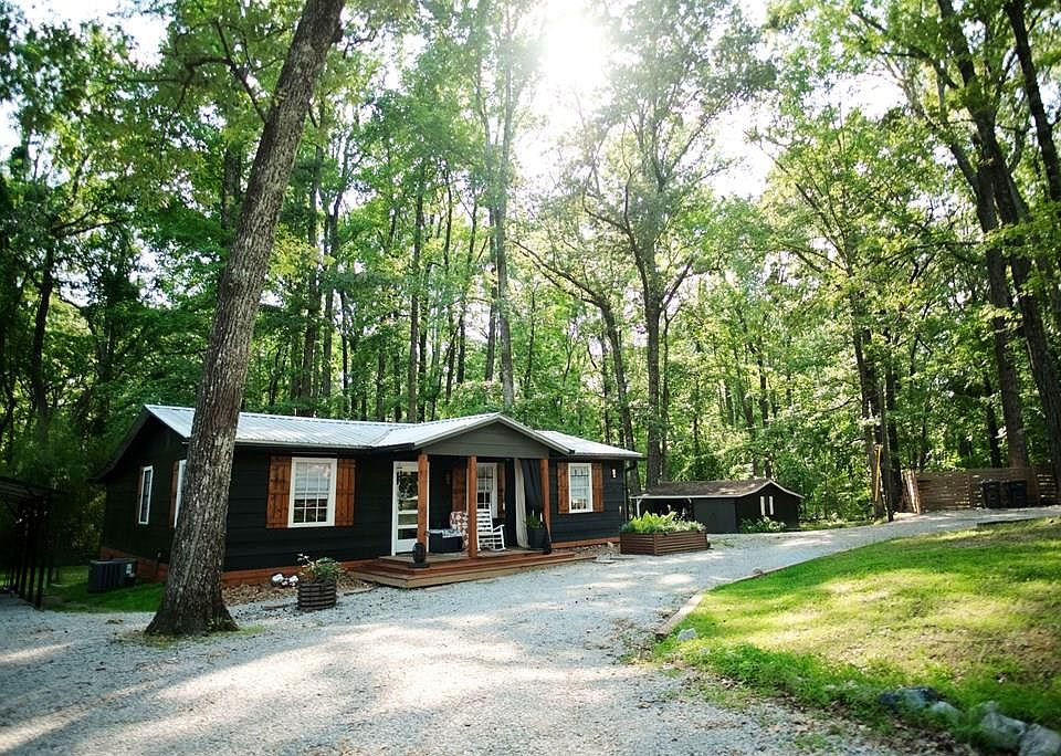 1st image of 813 County Road 102