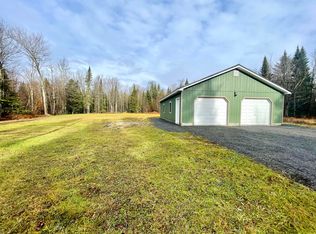 32 Ccc Rd, Owls Head, NY 12969