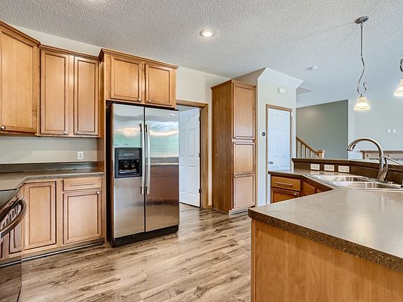 4th image of 1711 Basswood Ct