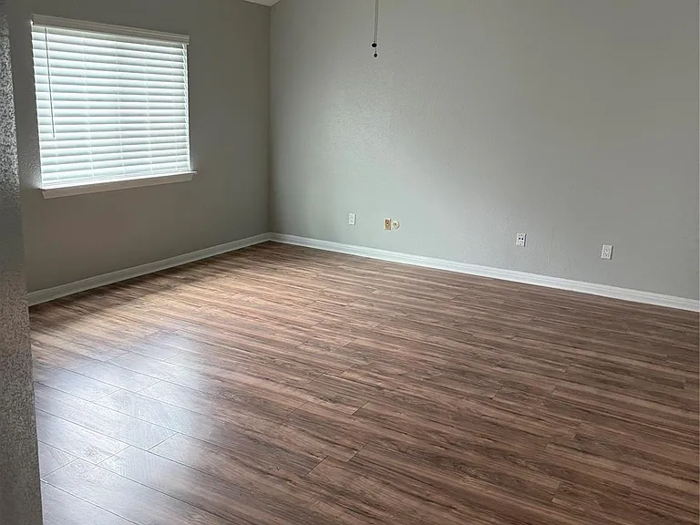 12907 Ashford Knoll Dr — Photo 10