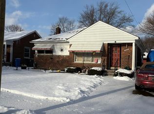 26460 Somerset Dr, Inkster, MI 48141