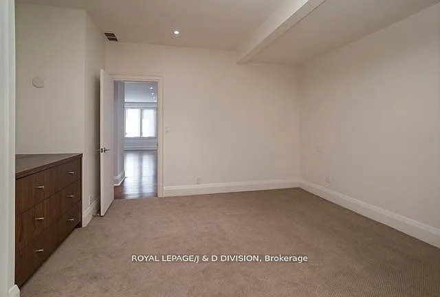 85 Admiral Rd #202 — Photo 8