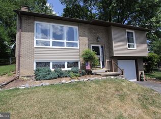 17819 Stone Valley Cir, Hagerstown, MD 21740