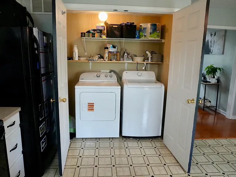 2100 Stonewood Ln — Photo 11