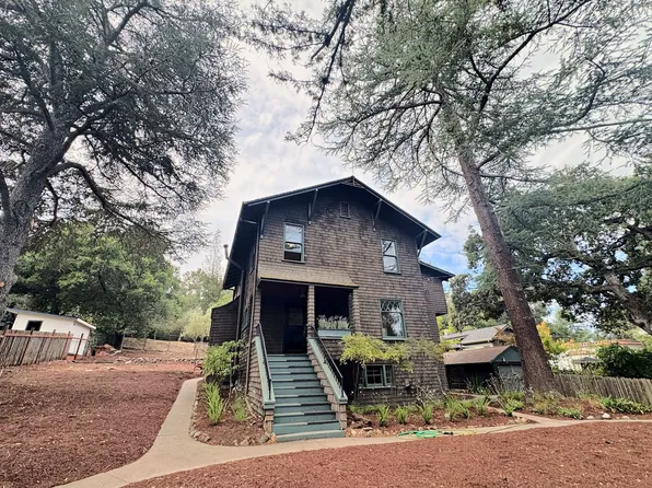 2230 Amherst St, Palo Alto, CA 94306