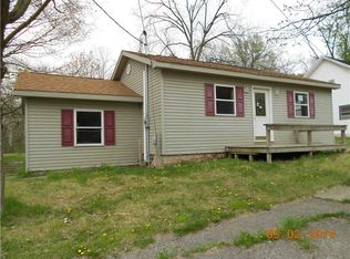 315 N Cross St, Waveland, IN 47989