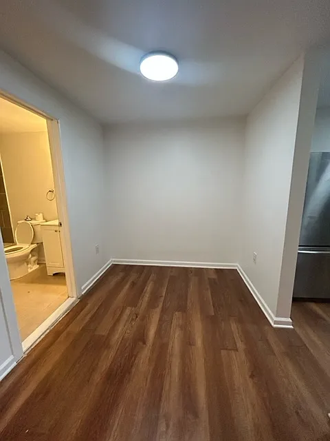 2 bed, 450 sqft, $2,250 — Photo 3