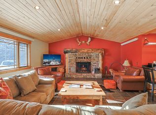 3955 W Kimball Ln, Wilson, WY 83014