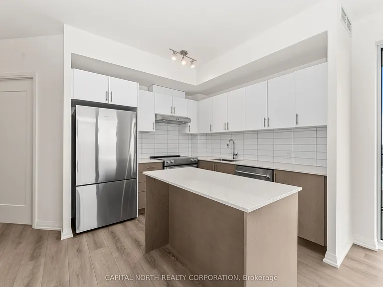9000 Jane St #2002 — Photo 10