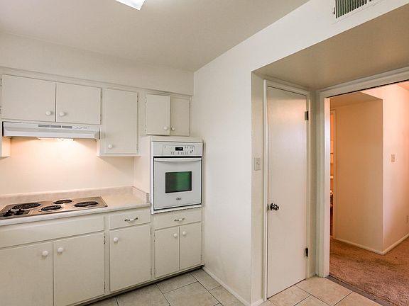 5th image of 5250 N 20th St APT 211