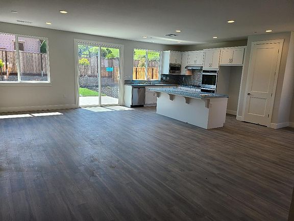 2nd image of 209 Copperleaf Ln Lot 7
