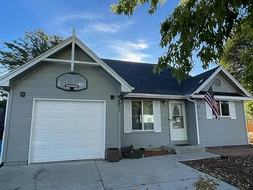 4636 S Buckley Way Photo 1