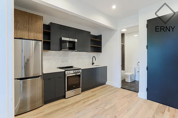 Rented by ERNY LLC | media 16