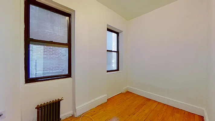 Rented by Bond New York | media 16