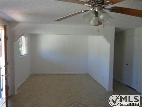 5th image of 707 La Paz Dr