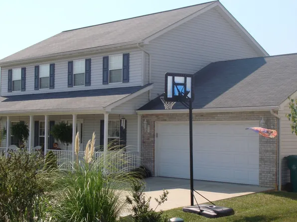 527 Diamond Dr, Hurricane, WV 25526