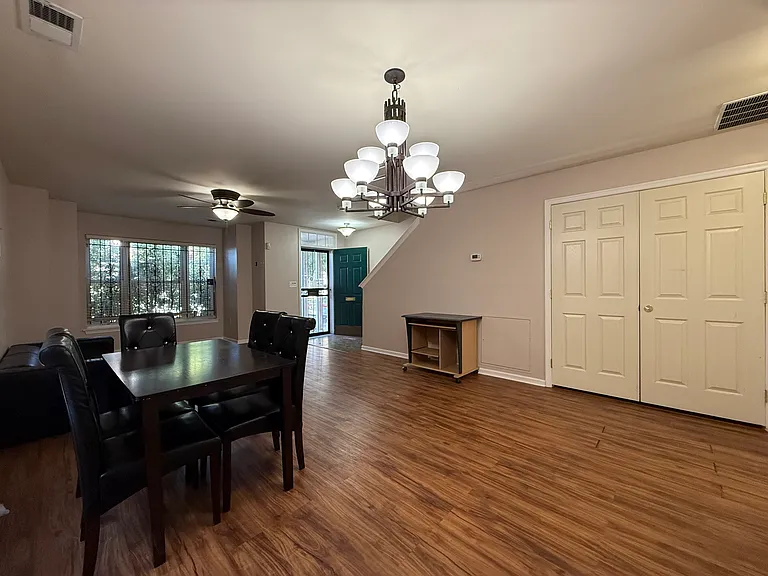1823 S Napa St — Photo 15