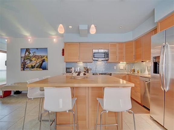 3rd image of 1500 Scenic Dr APT 307