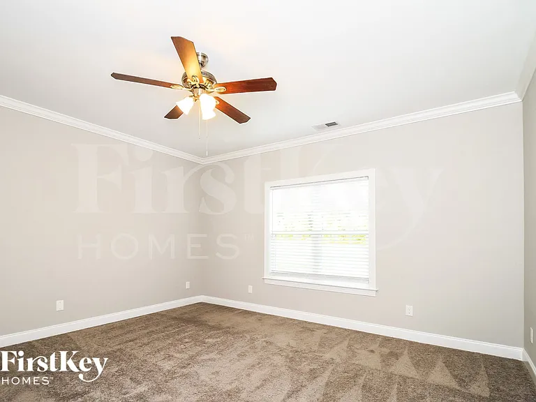 196 Sand Hill Dr — Photo 8