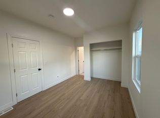 1089 D St ROOM 1, Hayward, CA 94541