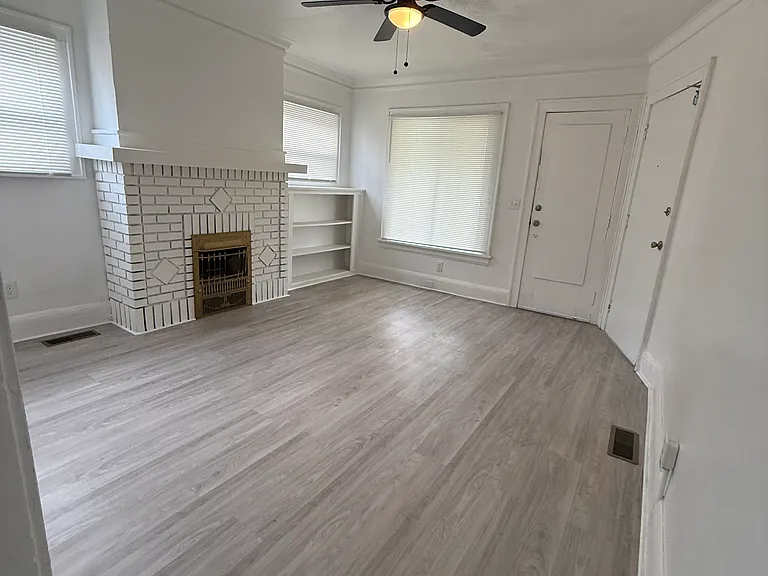 15203 Kinsman Rd #2 — Photo 4